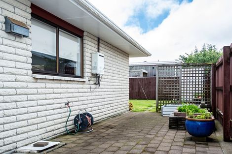 Photo of property in 5a Massey Street, Westown, New Plymouth, 4310