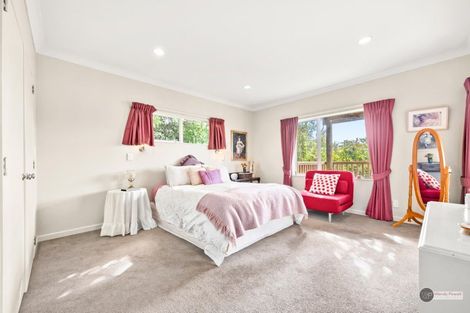 Photo of property in 11c Saint Johns Way, Normandale, Lower Hutt, 5010