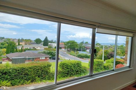 Photo of property in 34 Glenfern Road, Mellons Bay, Auckland, 2014