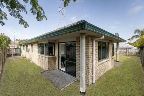 Photo of property in 11 Santa Monica Drive, Papamoa Beach, Papamoa, 3118