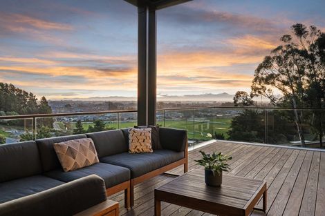Photo of property in 8 Kepler Ridge Lane, Halswell, Christchurch, 8025