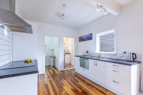 Photo of property in 80 Meeanee Quay, Westshore, Napier, 4110