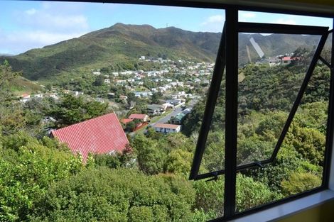 Photo of property in 78 Woodhouse Avenue, Karori, Wellington, 6012