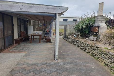 Photo of property in 38 Okiwa Terrace, Waiinu Beach, Whanganui, 4588