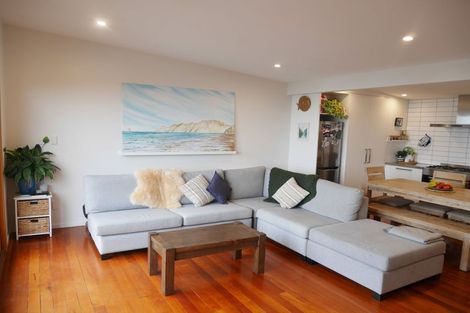 Photo of property in 187 Mount Pleasant Road, Mount Pleasant, Christchurch, 8081