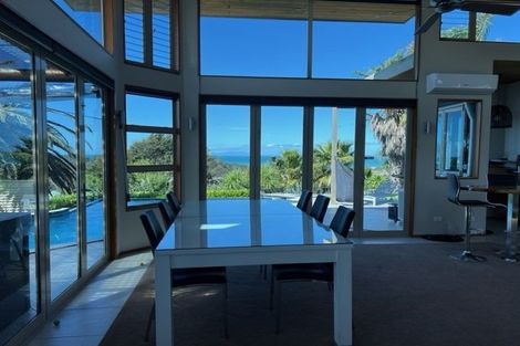 Photo of property in 52 Sunnyheights Road, Orewa, 0931