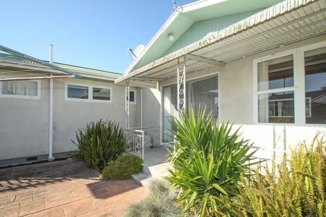 Photo of property in 2/163 Vigor Brown Street, Napier South, Napier, 4110