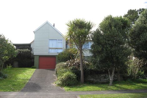 Photo of property in 18 Arawata Avenue, Welcome Bay, Tauranga, 3112