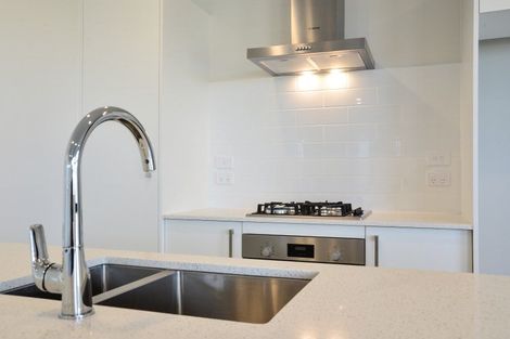 Photo of property in 73 Waruhia Crescent, Rototuna North, 3281