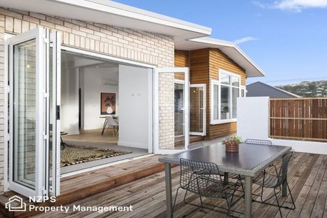 Photo of property in 5 West Avenue, Saint Clair, Dunedin, 9012