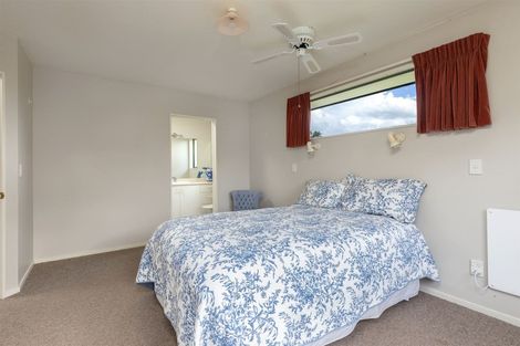 Photo of property in 19 Totara Park Avenue, Motueka, 7120