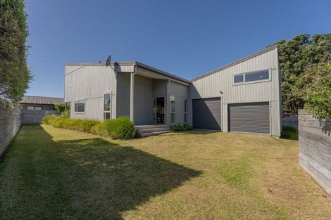 Photo of property in 17 Beaumont Green, Pauanui, Hikuai, 3579