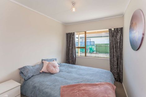 Photo of property in 5 Matipo Street, Levin, 5510