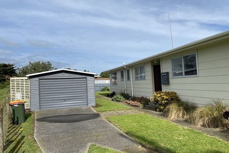 Photo of property in 33 Gloucester Street, Patea, 4520