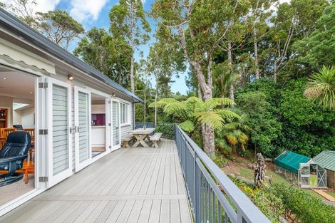 Photo of property in 10 Westridge Road, Titirangi, Auckland, 0604