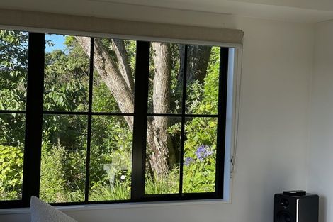 Photo of property in 37 Sydenham Street, Northland, Wellington, 6012