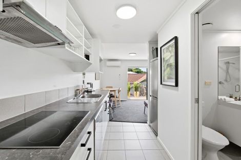 Photo of property in Atlas Apartments, 20/49 Maunganui Road, Mount Maunganui, 3116