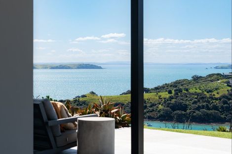 Photo of property in 89 Nick Johnstone Drive, Waiheke Island, 1971