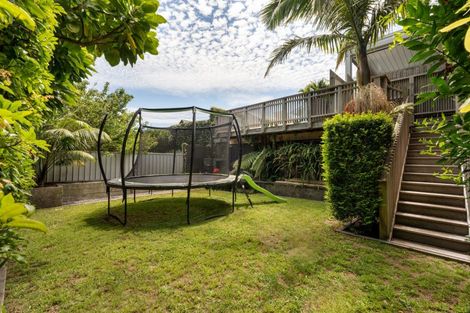 Photo of property in 22 Oceanview Road, Mount Maunganui, 3116
