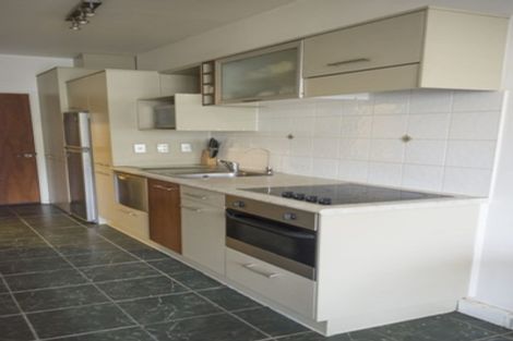 Photo of property in Atrium Towers, 5o/154 The Terrace, Wellington Central, Wellington, 6011