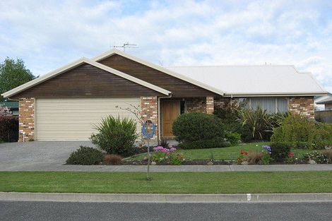 Photo of property in 77 Iwa Street, Mapua, 7005