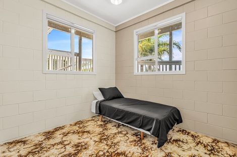 Photo of property in 5 Pine Grove, Tairua, 3508