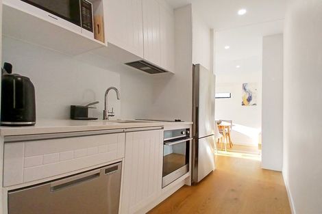 Photo of property in Frank Sargeson Apts, 205/80 Anzac Street, Takapuna, Auckland, 0622