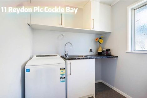 Photo of property in 11 Reydon Place, Cockle Bay, Auckland, 2014