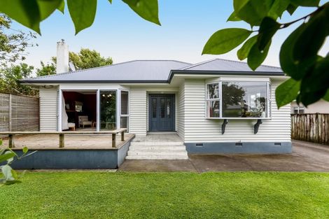 Photo of property in 24 Tokomaru Street, Welbourn, New Plymouth, 4312