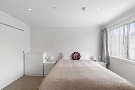 Photo of property in 19a/30 Westward Ho, Glen Eden, Auckland, 0602