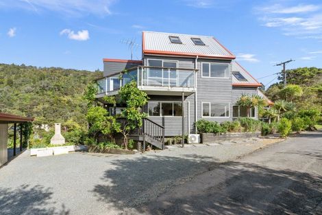 Photo of property in 35 Bay View Road, Whangarei Heads, Whangarei, 0174