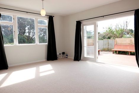 Photo of property in 132 Wellington Road, Paekakariki, 5034
