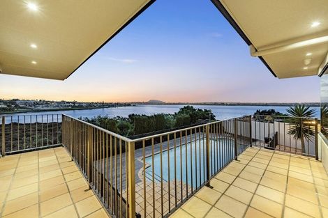 Photo of property in 38 Venus Place, Half Moon Bay, Auckland, 2012