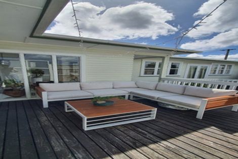 Photo of property in 55 Coronation Road, Hillcrest, Auckland, 0627