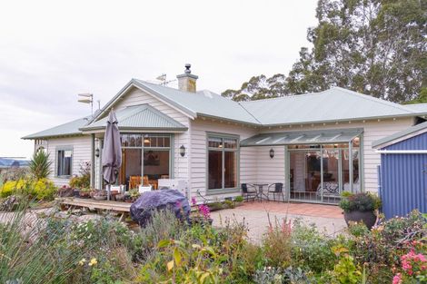 Photo of property in 24 Stephen Road, Browns, Winton, 9781
