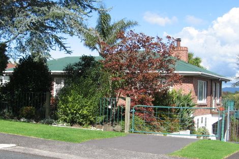 Photo of property in 20 Abbotleigh Avenue, Te Atatu Peninsula, Auckland, 0610