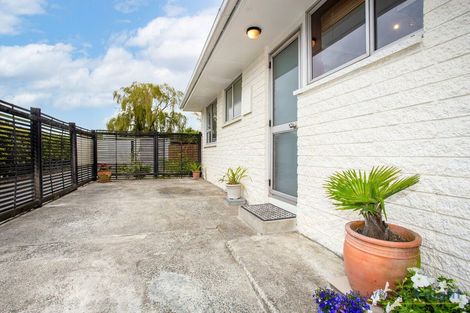 Photo of property in 2/30 Garvins Road, Hornby, Christchurch, 8042