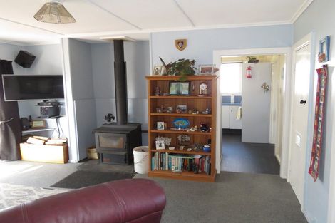 Photo of property in 10 Conlon Street, Reefton, 7830