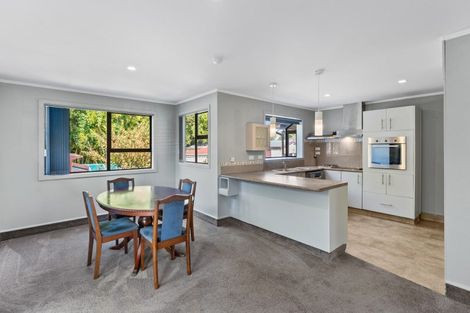 Photo of property in 19 Sunshine Avenue, Paraparaumu, 5032