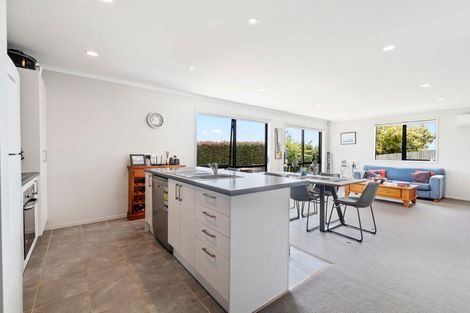 Photo of property in 26 Tokerau Crescent, Pukekohe, 2120