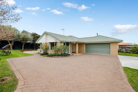Photo of property in 15 Moreland Avenue, Pukete, Hamilton, 3200
