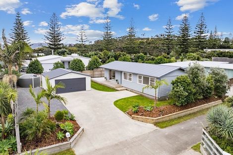 Photo of property in 1 Bodan Lane, Mangawhai Heads, Mangawhai, 0505