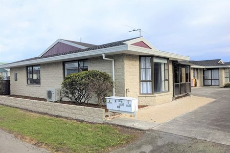 Photo of property in 1/63 Division Street, Riccarton, Christchurch, 8041