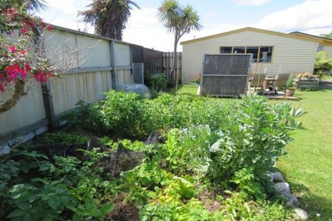 Photo of property in 10 Cook Street, Carters Beach, Westport, 7825