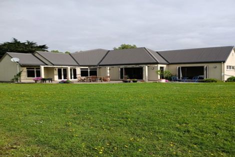 Photo of property in 92 Tutaki Road, Kelvin Grove, Palmerston North, 4470