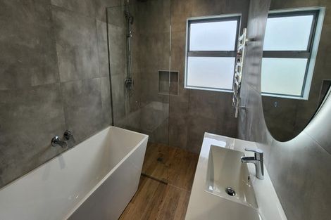 Photo of property in 1 Danden Way, Pukekohe, 2120