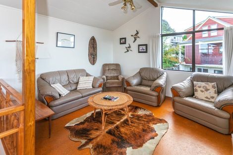 Photo of property in 218 Paku Drive, Tairua, 3508