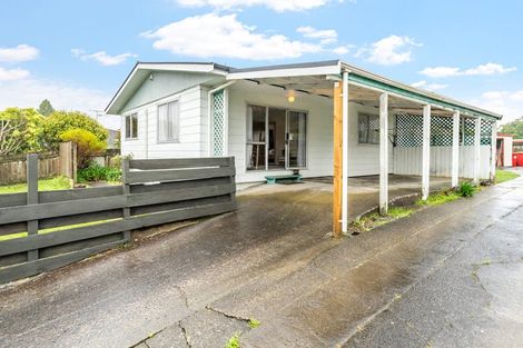 Photo of property in 1/3 Omaha Grove, Totara Park, Upper Hutt, 5018