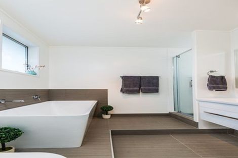 Photo of property in 9/11 Kingsway Avenue, Sandringham, Auckland, 1025