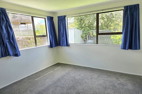 Photo of property in 49b Cambridge Terrace, Waiwhetu, Lower Hutt, 5010